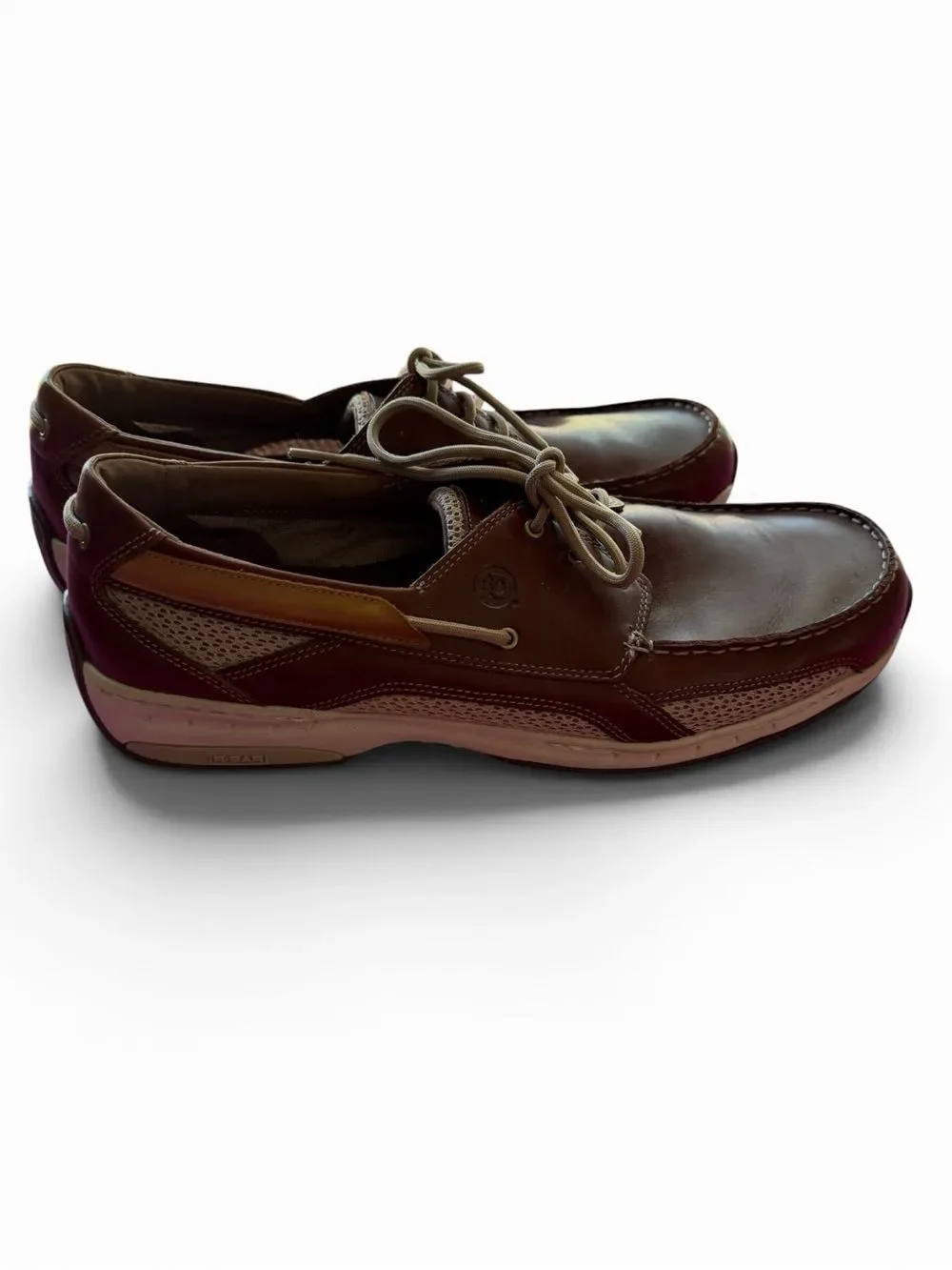 Dunham Men's Brown Leather Lace-Up Boat Shoes